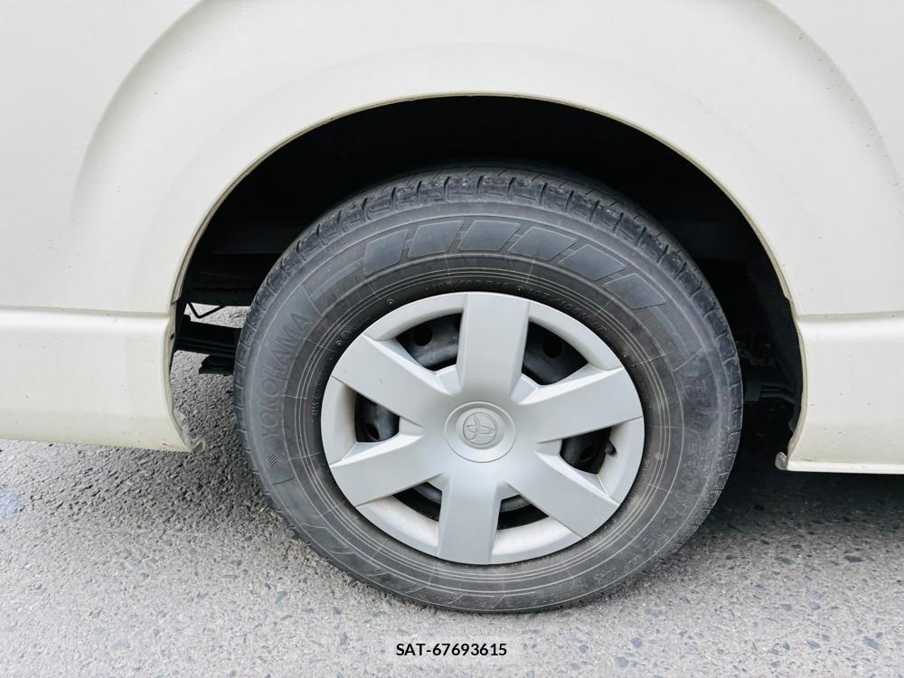 Toyota REGIUSACE VAN 2019-07 8266580-27