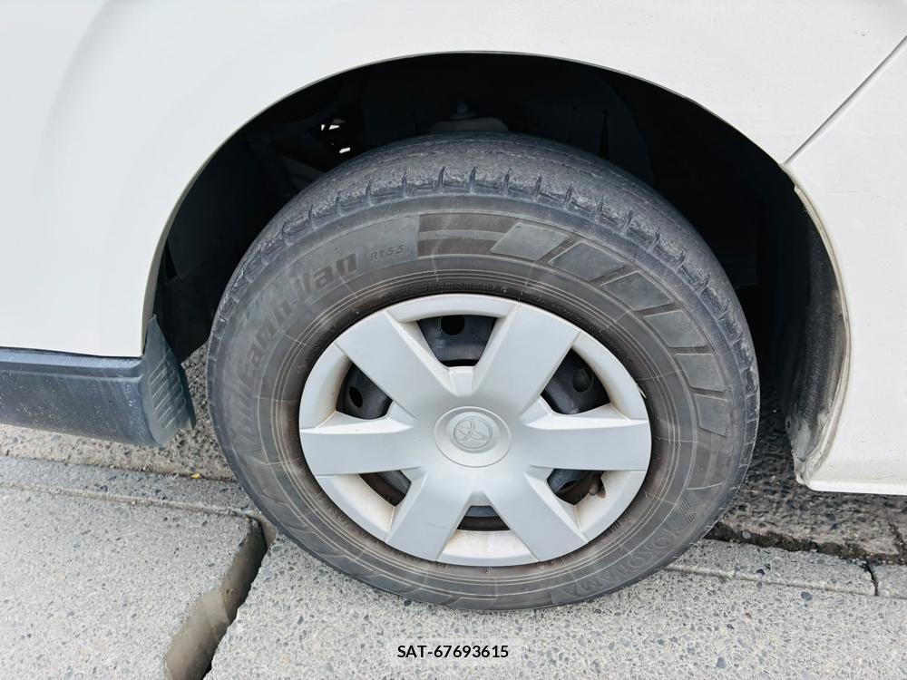 Toyota REGIUSACE VAN 2019-07 8266580-29