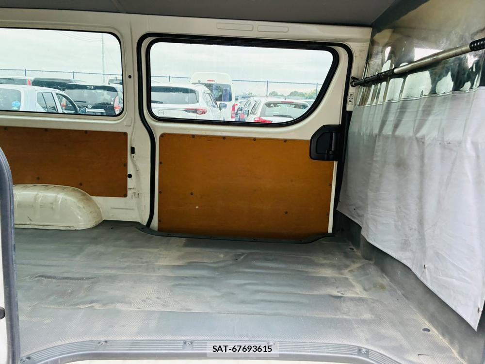 Toyota REGIUSACE VAN 2019-07 8266580-8