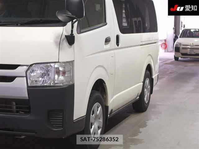 Toyota REGIUSACE VAN 2019-03 1076996-2