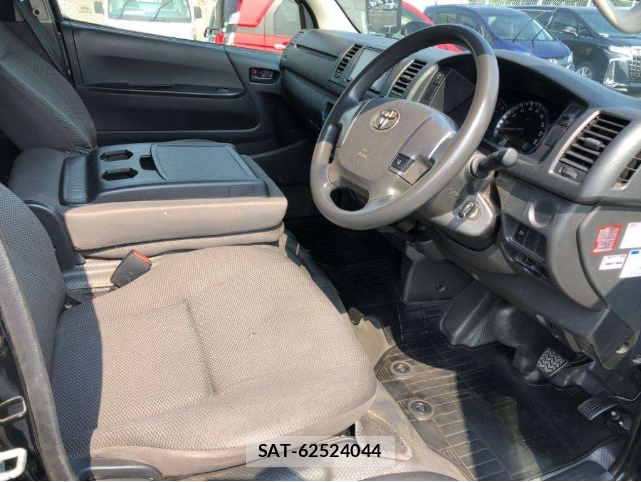 Toyota REGIUSACE VAN 2019 1347596-4