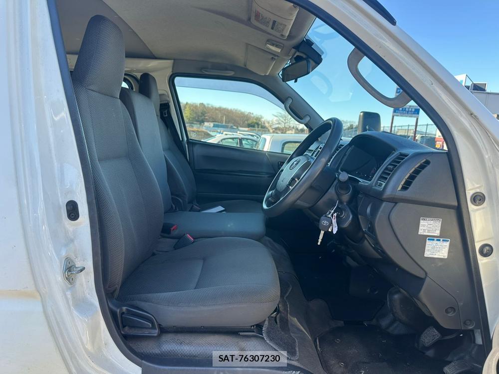 Toyota REGIUSACE VAN 2019-06 2062929-11