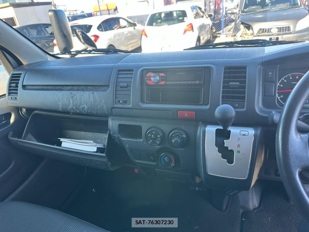 Toyota REGIUSACE VAN 2019-06 2062929-17
