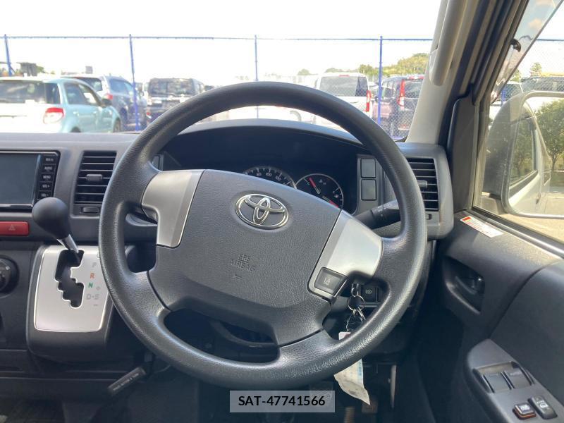 Toyota REGIUSACE VAN 2018 1289545-13