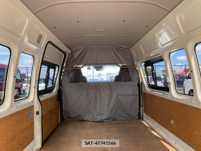 Toyota REGIUSACE VAN 2018 1289545-29