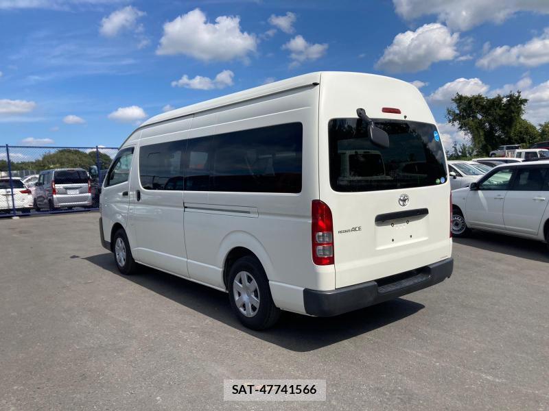 Toyota REGIUSACE VAN 2018 1289545-5