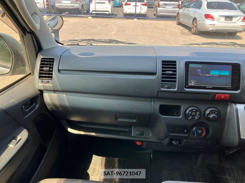 Toyota REGIUSACE VAN 2018 1273750-18