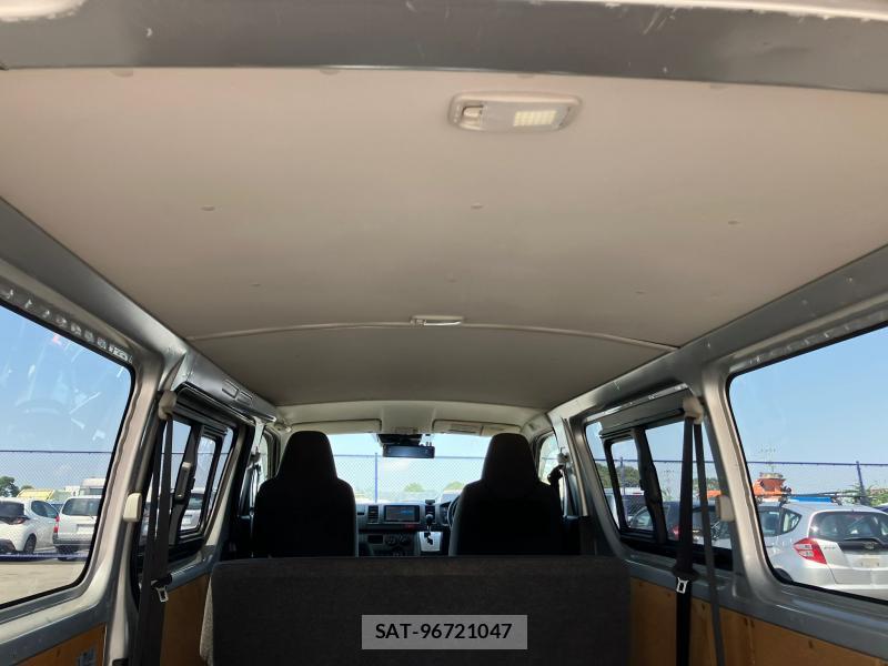 Toyota REGIUSACE VAN 2018 1273750-27