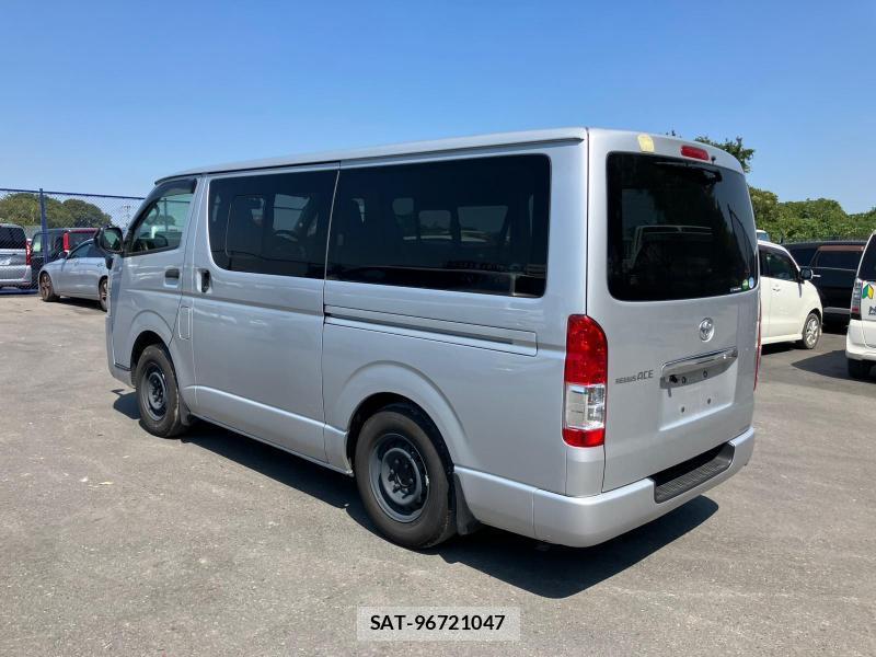 Toyota REGIUSACE VAN 2018 1273750-5