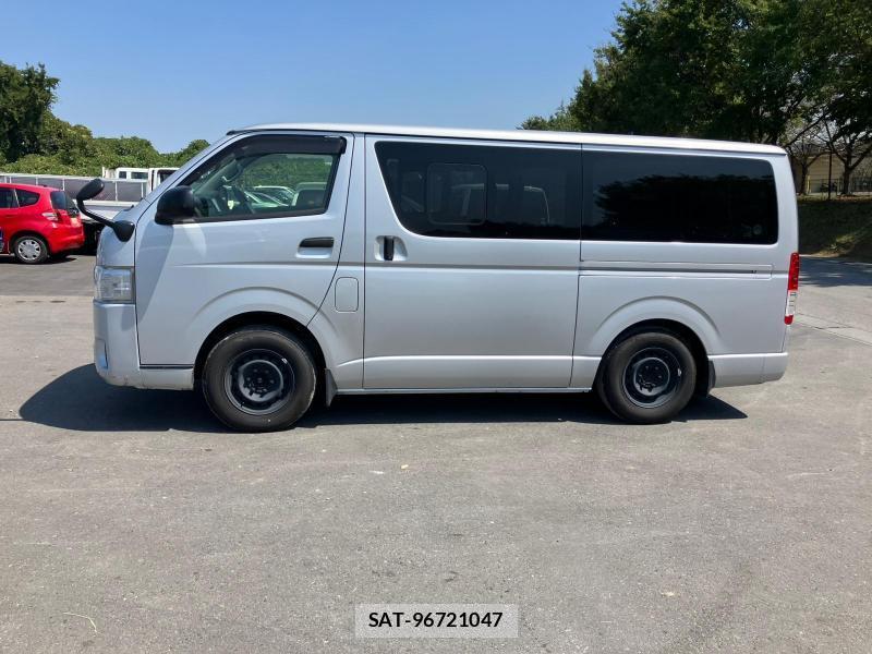 Toyota REGIUSACE VAN 2018 1273750-6