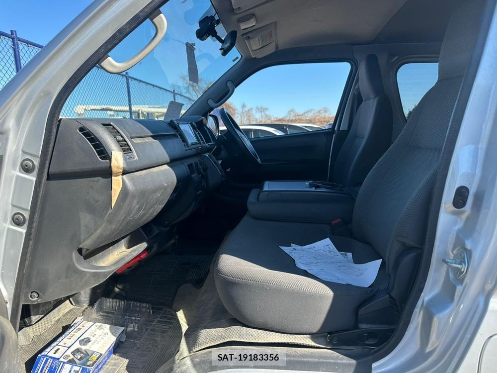 Toyota REGIUSACE VAN 2019 1706877-10