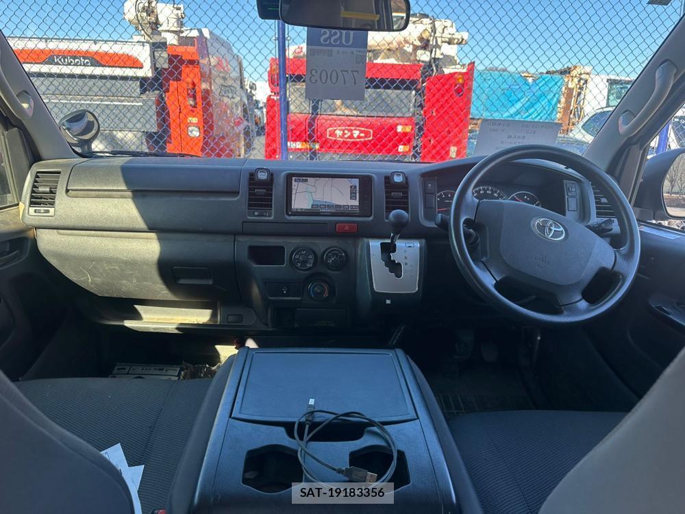 Toyota REGIUSACE VAN 2019 1706877-12