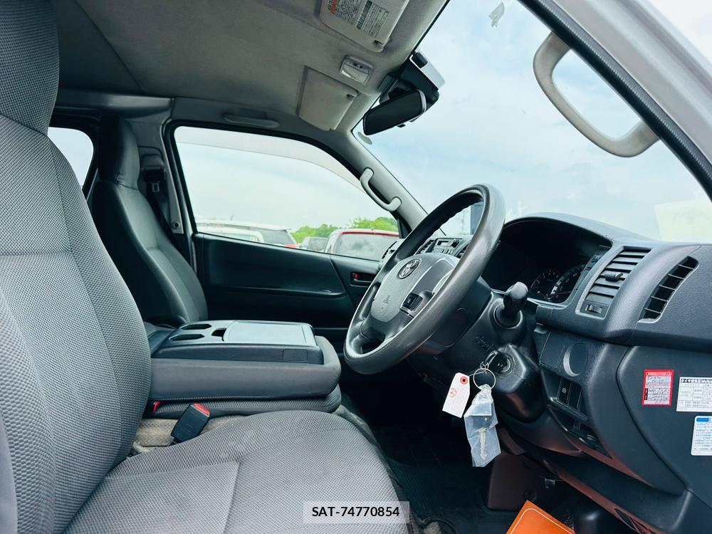 Toyota REGIUSACE VAN 2020 6524207-10