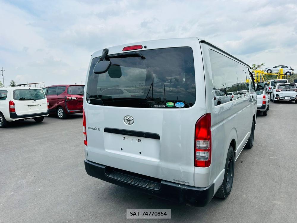 Toyota REGIUSACE VAN 2020 6524207-4