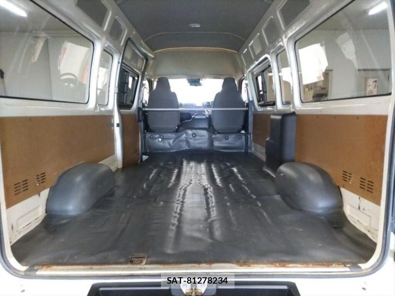 Toyota  2019-01 8665580-5