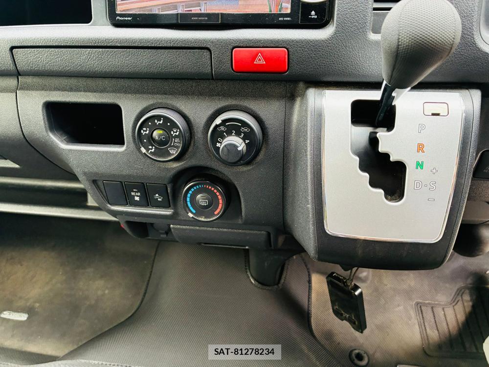 Toyota REGIUSACE VAN 2019-01 8665580-21