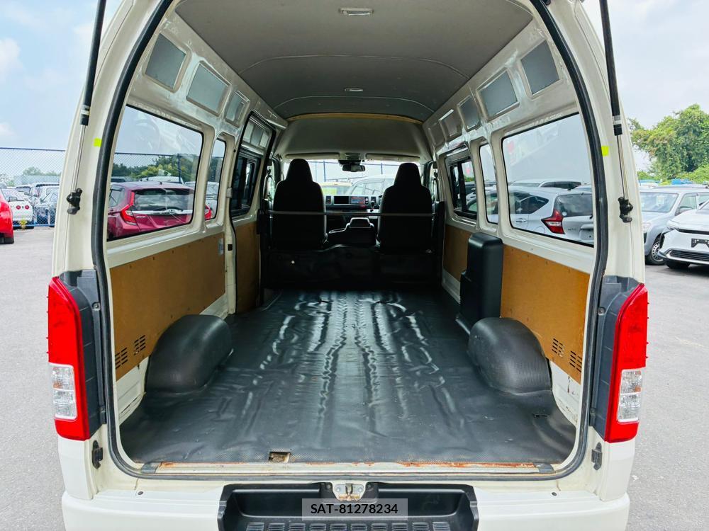 Toyota REGIUSACE VAN 2019-01 8665580-26