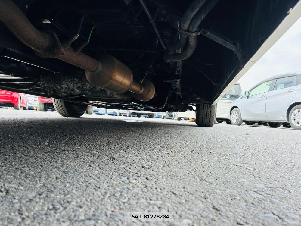 Toyota REGIUSACE VAN 2019-01 8665580-38