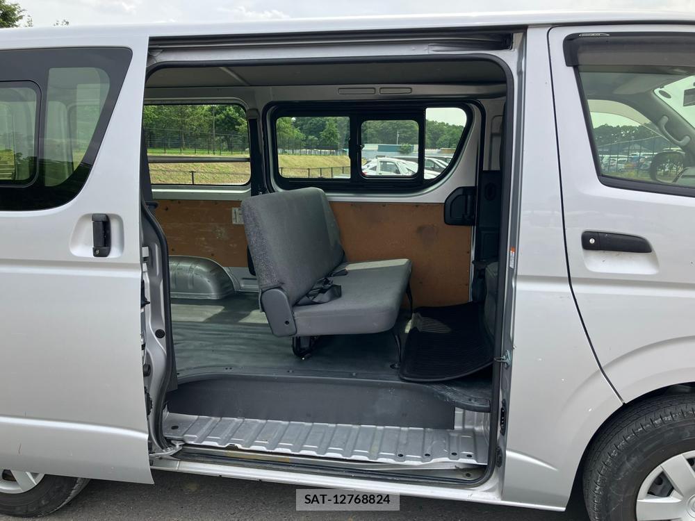 Toyota REGIUSACE VAN 2019 976219-10