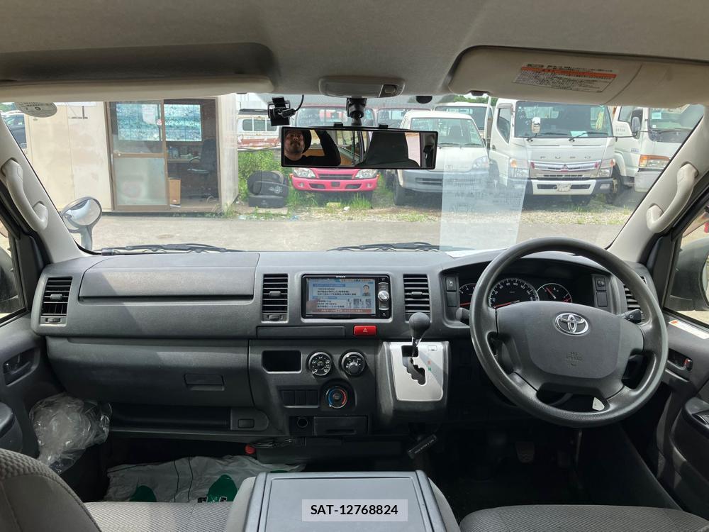Toyota REGIUSACE VAN 2019 976219-12