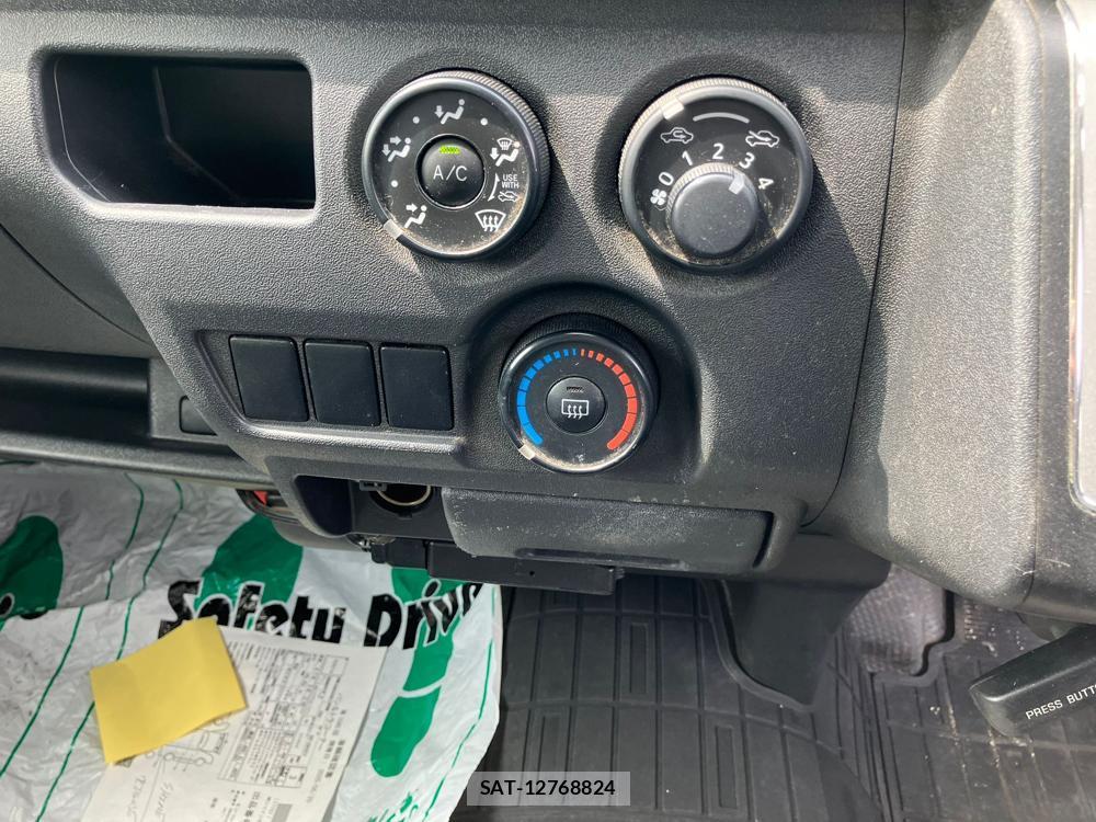 Toyota REGIUSACE VAN 2019 976219-20
