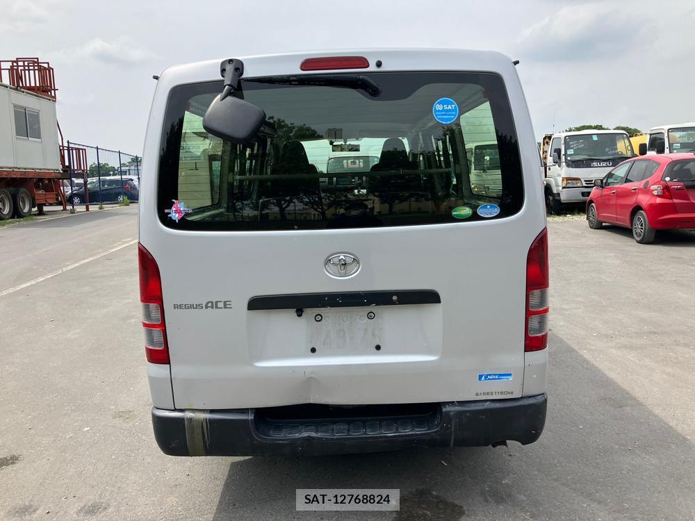 Toyota REGIUSACE VAN 2019 976219-3