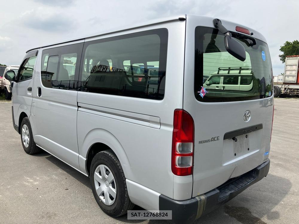 Toyota REGIUSACE VAN 2019 976219-4