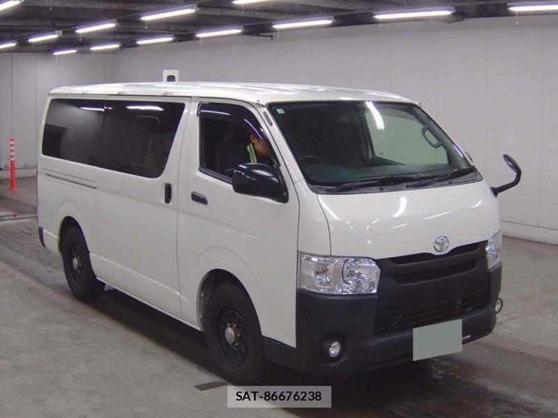 Toyota REGIUSACE VAN 2018 1050512-0