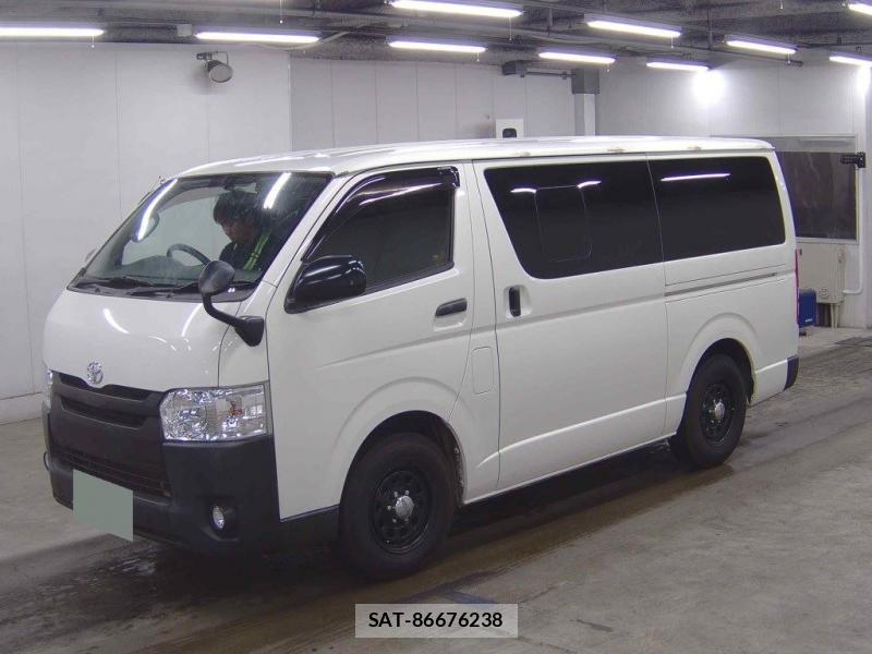 Toyota REGIUSACE VAN 2018 1050512-3