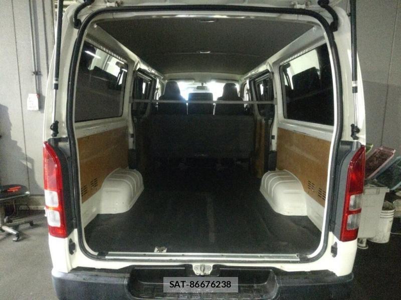 Toyota REGIUSACE VAN 2018 1050512-5