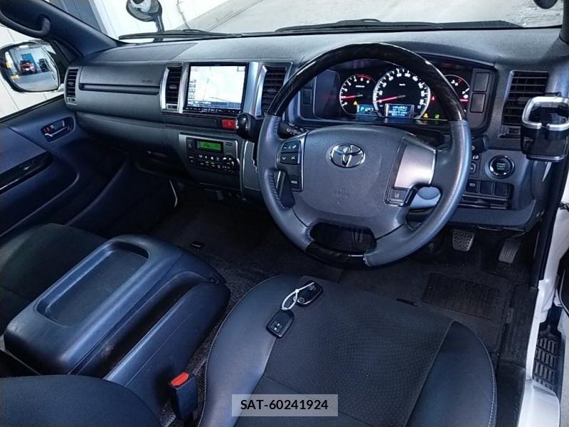 Toyota REGIUSACE VAN 2018 1068885-4
