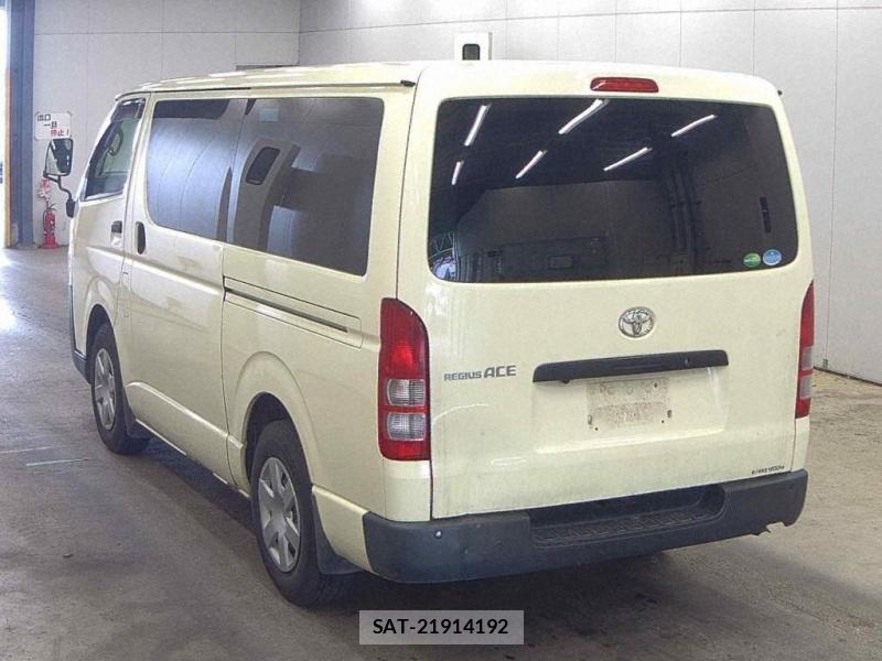 Toyota REGIUSACE VAN 2018 1082483-2