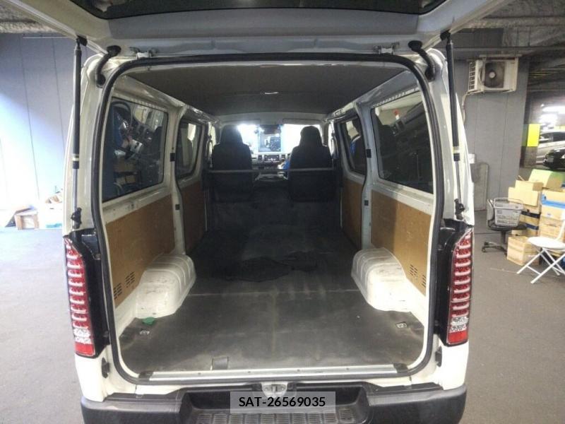 Toyota REGIUSACE VAN 2019-07 8484642-5