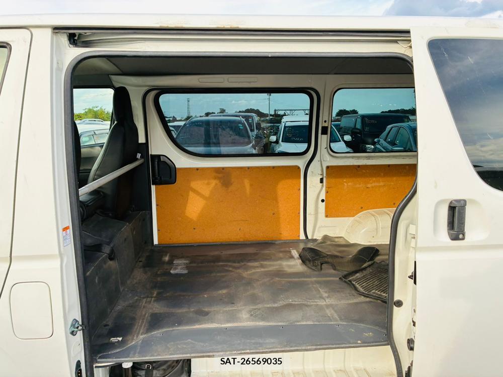 Toyota REGIUSACE VAN 2019-07 8484642-9