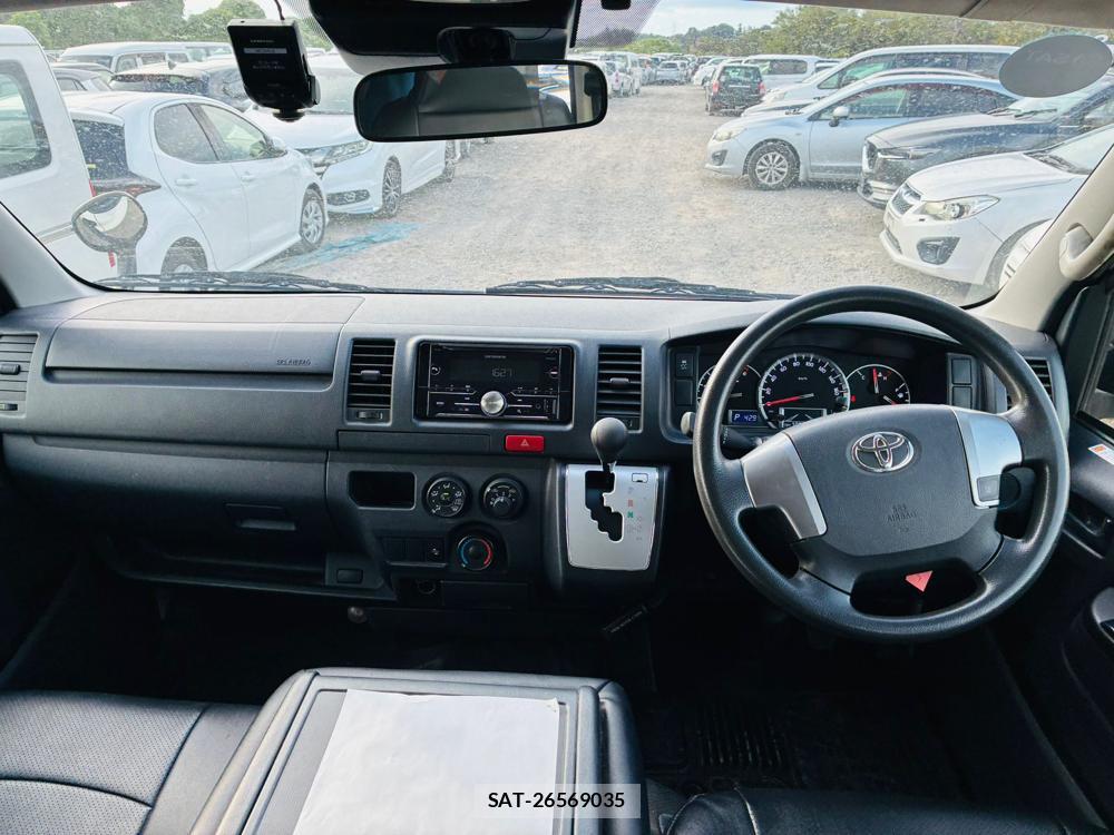 Toyota REGIUSACE VAN 2019-07 8484642-12