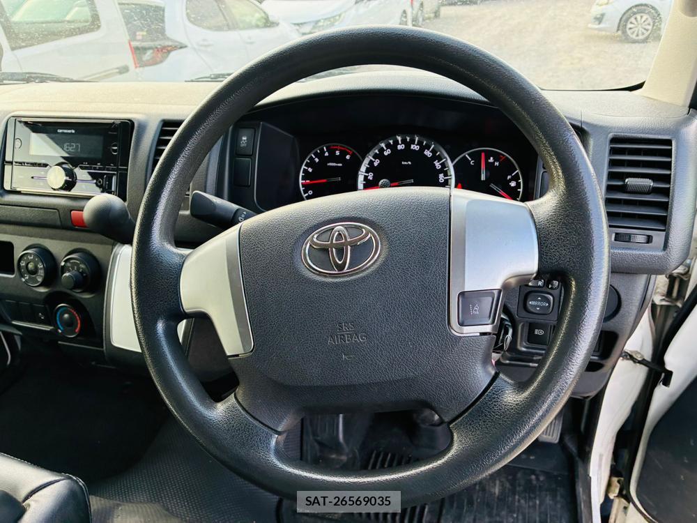 Toyota REGIUSACE VAN 2019-07 8484642-14
