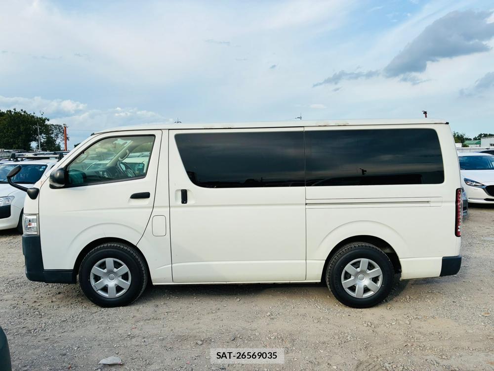 Toyota REGIUSACE VAN 2019-07 8484642-1