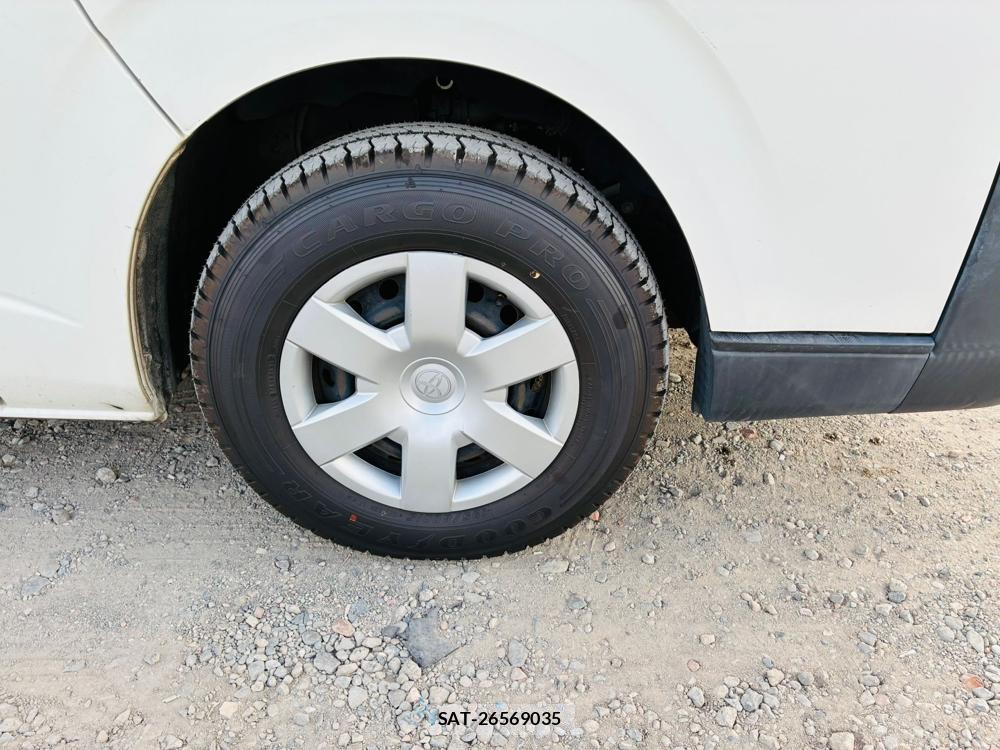 Toyota REGIUSACE VAN 2019-07 8484642-27