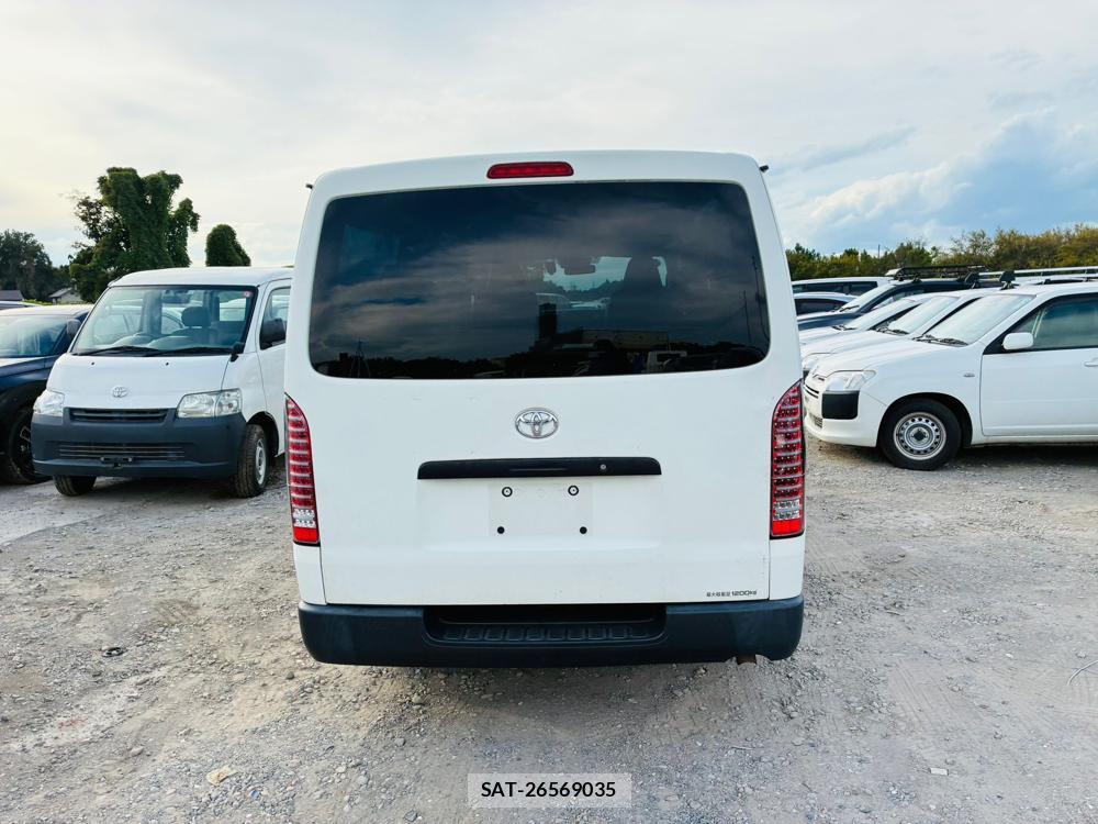 Toyota REGIUSACE VAN 2019-07 8484642-3