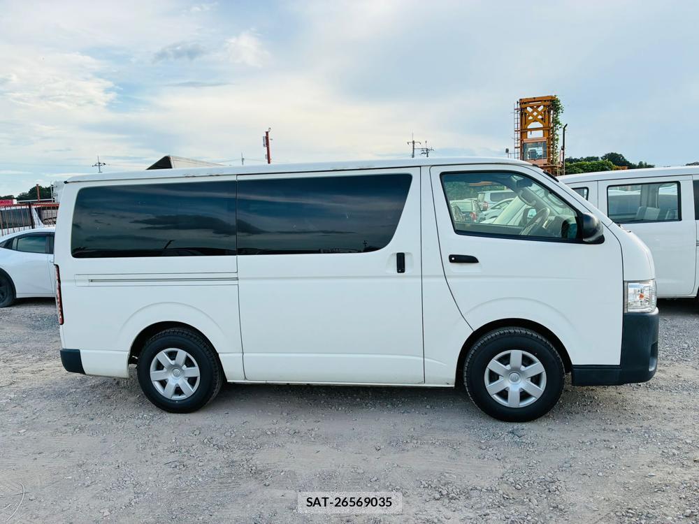 Toyota REGIUSACE VAN 2019-07 8484642-5