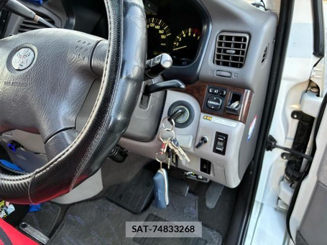Toyota REGIUS WAGON 1999-09 6997696-11