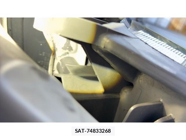 Toyota REGIUS WAGON 1999-09 6997696-20