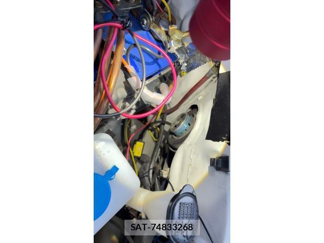 Toyota REGIUS WAGON 1999-09 6997696-21