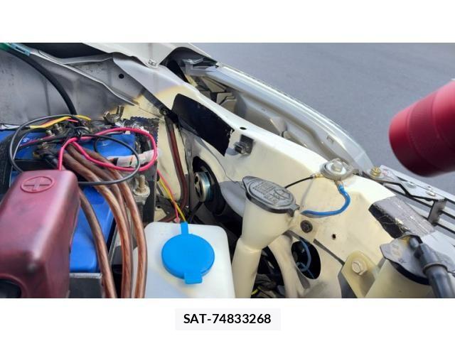 Toyota REGIUS WAGON 1999-09 6997696-23