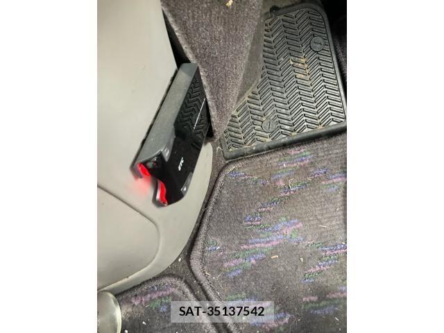Toyota REGIUS WAGON 2001-09 4423626-20