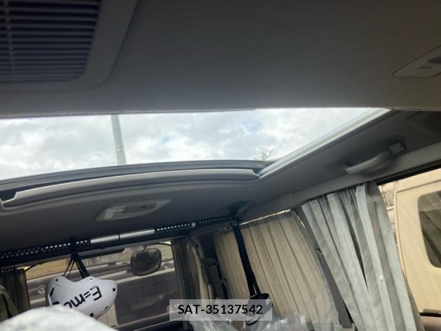 Toyota REGIUS WAGON 2001-09 4423626-26
