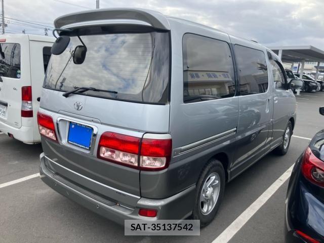 Toyota REGIUS WAGON 2001-09 4423626-3