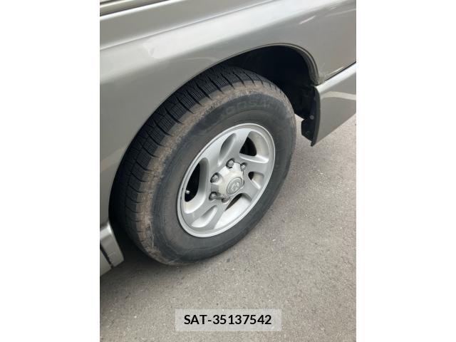 Toyota REGIUS WAGON 2001-09 4423626-7