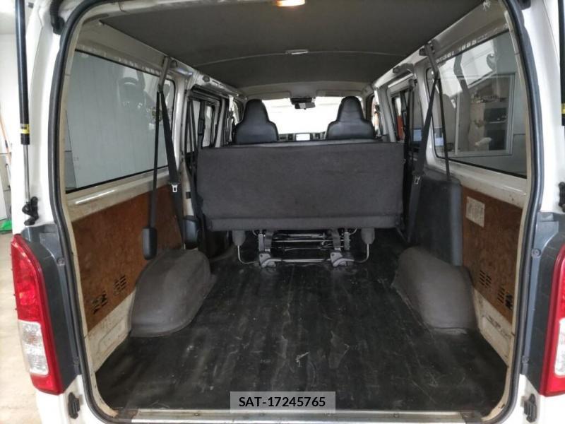 Toyota REGIUSACE VAN 2018 876375-5