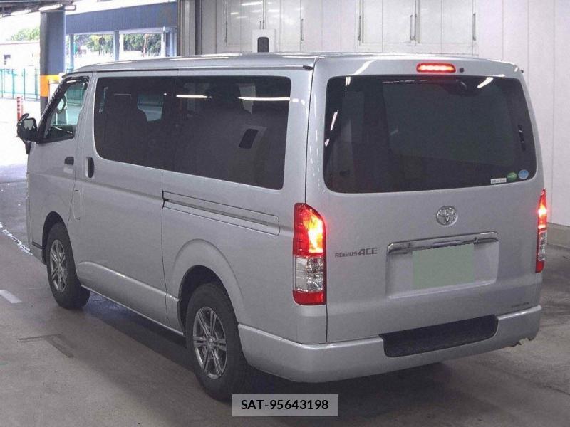 Toyota REGIUSACE VAN 2019-19 829707-2